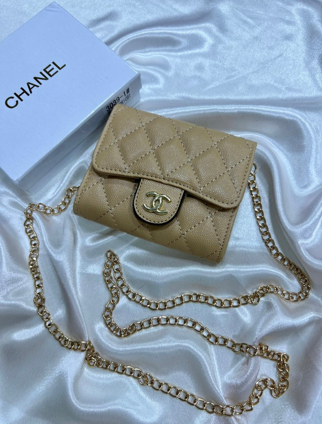 POCHETTE CHANEL PETITE TAILLE AVEC BANDOULIÈRE FEMMES