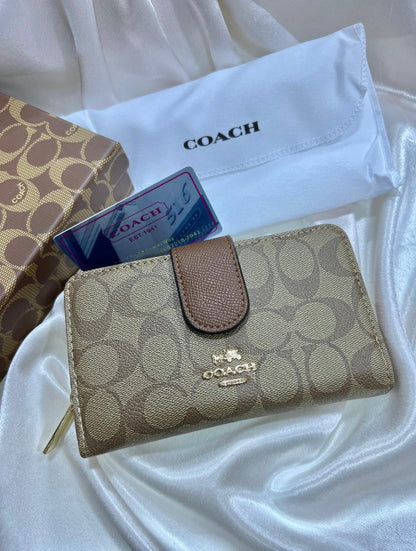 PORTE MONNAIE COACH FEMMES TAILLE MOYENNE